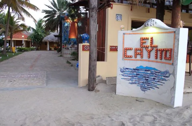 El Cayito Beach Resort Montecristi entree